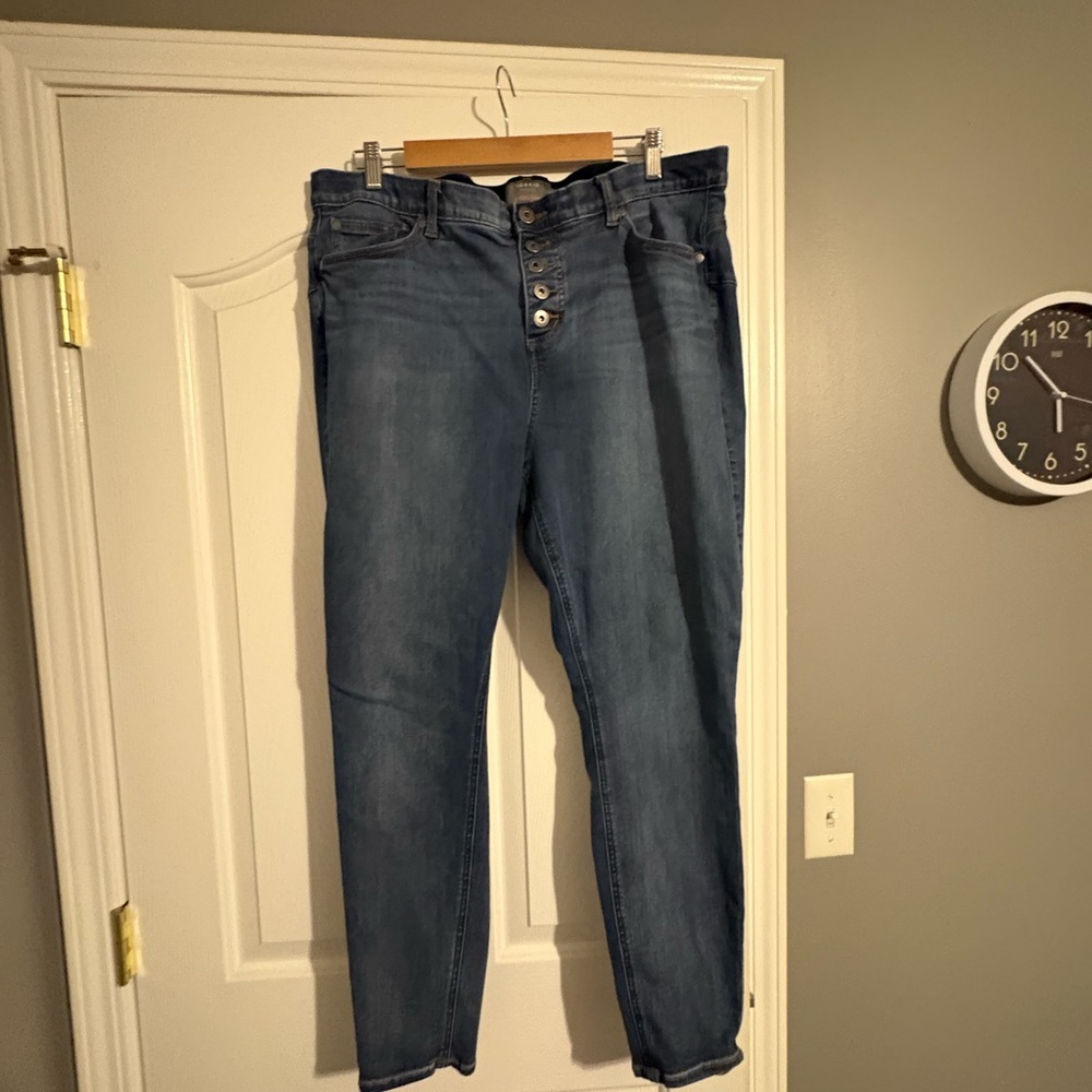 Torrid Bombshell Skinny Button fly Jeans